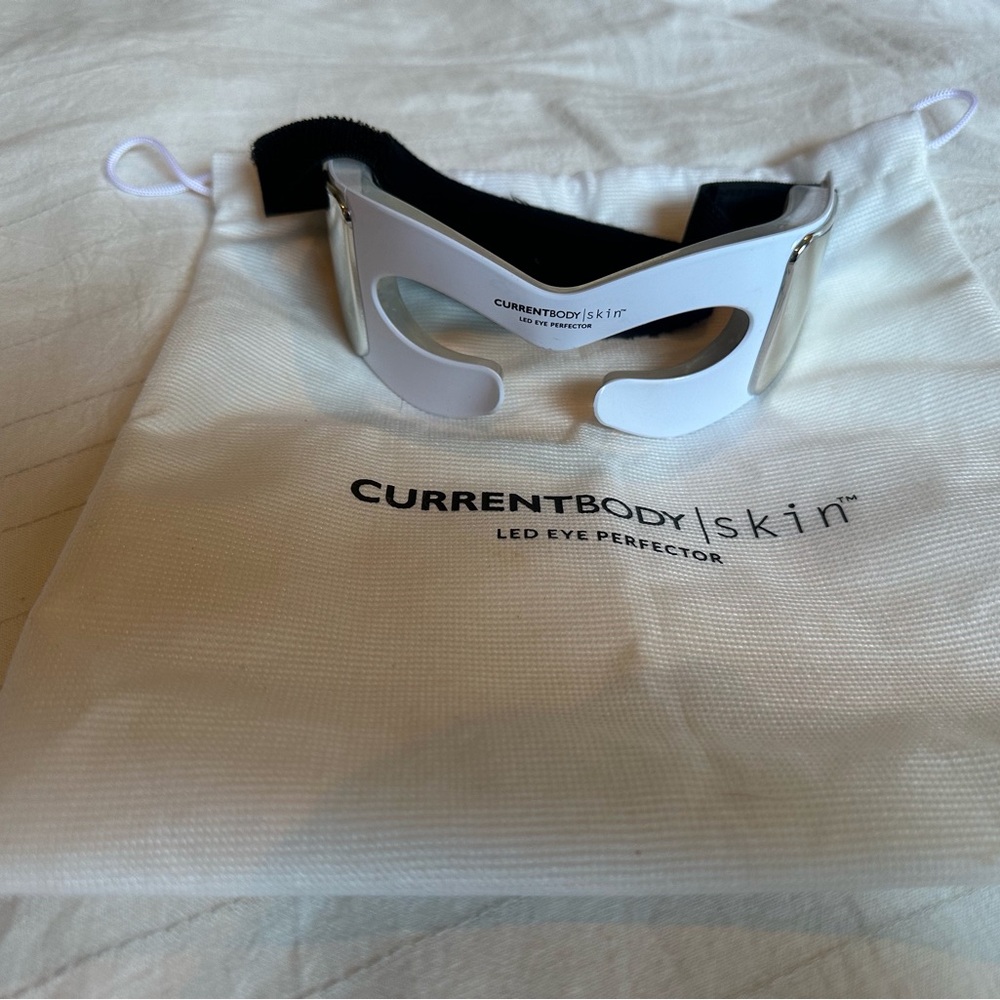 CurrentBody LED Eye Perfector - Picture 3 of 4